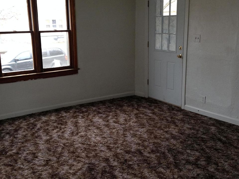2nd image of 1816 S Murphy Ave