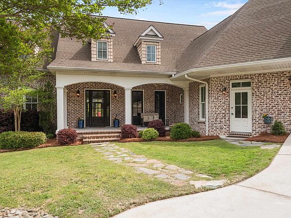 2nd image of 12 Lakecrest Dr