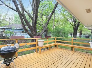 2165 Grotto St N, Roseville, MN 55113