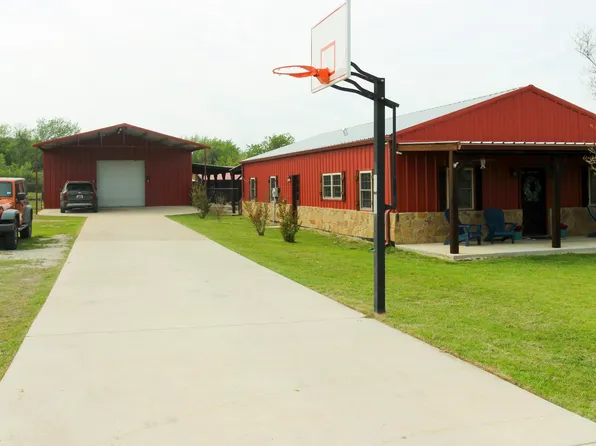 123 Clay Ct, Springtown, TX 76082