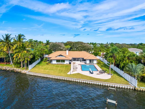 100 Riverside Dr, Melbourne Beach, FL 32951