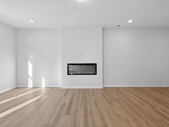 5th image of 2360 Ravencliff Dr
