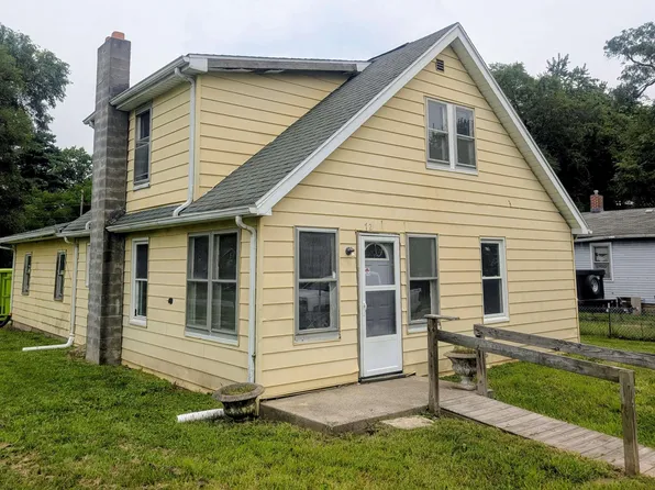 724 W Jackson St, Plymouth, IN 46563