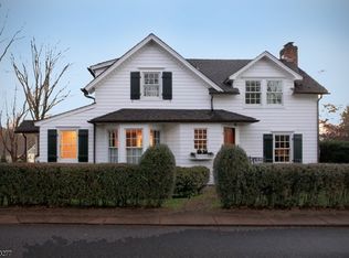 15 Wesley Ave, Bernardsville, NJ 07924