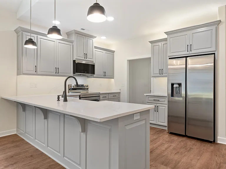 3505 Skycrest Dr — Photo 4