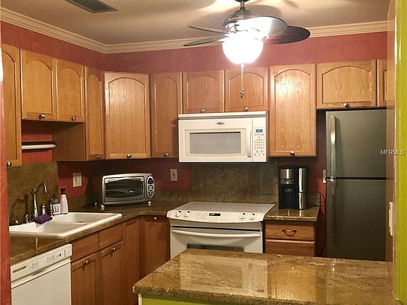5th image of 2700 Bayshore Blvd APT 6106