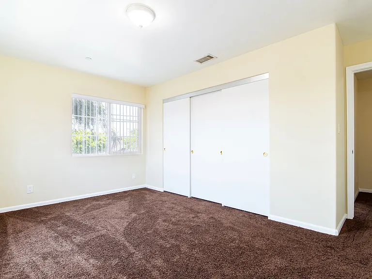 940 S Montebello Blvd #A — Photo 17