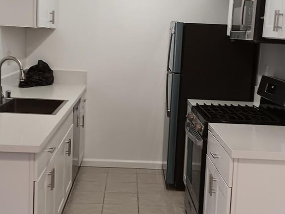 4th image of 3736 Watseka Ave APT 2