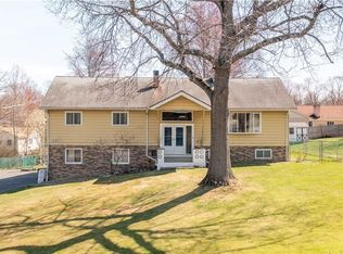137 Bart Dr, Poughkeepsie, NY 12603