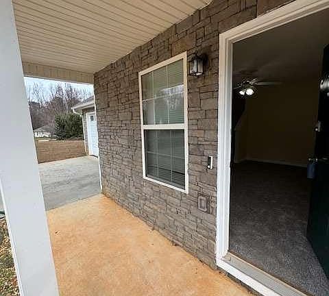 3rd image of 253 Whistle Way