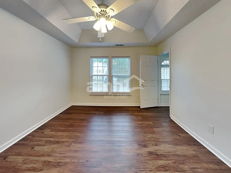 316 Windsong Dr — Photo 11