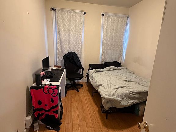 2nd image of 1630 N Sydenham St #1