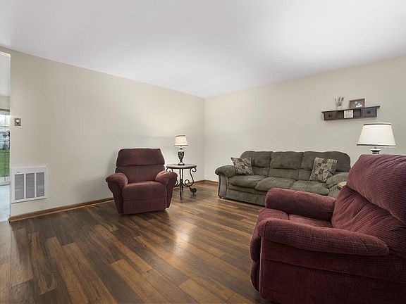 2nd image of 2621 E Maumee Ave