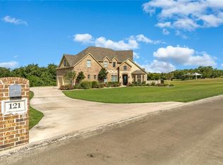 121 Signature Ct, Weatherford, TX 76087