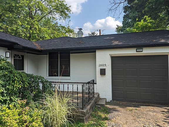 5th image of 1609 Kessler Boulevard East Dr