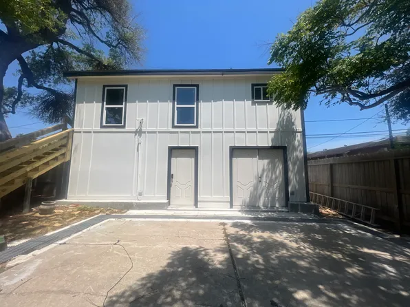 1720 2nd St #2, Corpus Christi, TX 78404