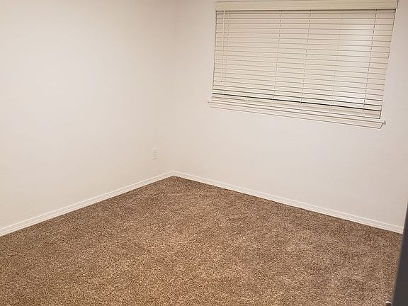 3rd image of 6424 Mount Tacoma Dr SW #7