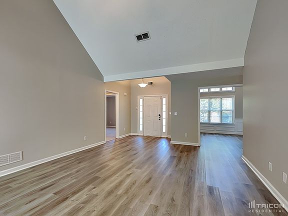 2nd image of 3490 Glen Summit Ln