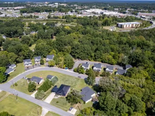 134 Aaron Pl NW, Concord, NC 28027