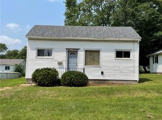 212 S Seminary St, Georgetown, IL 61846