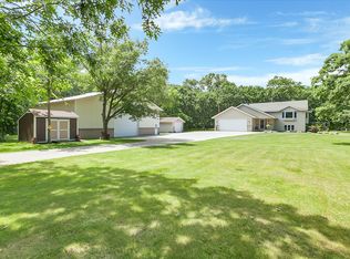 7487 Victoria Ln, Royalton, MN 56373