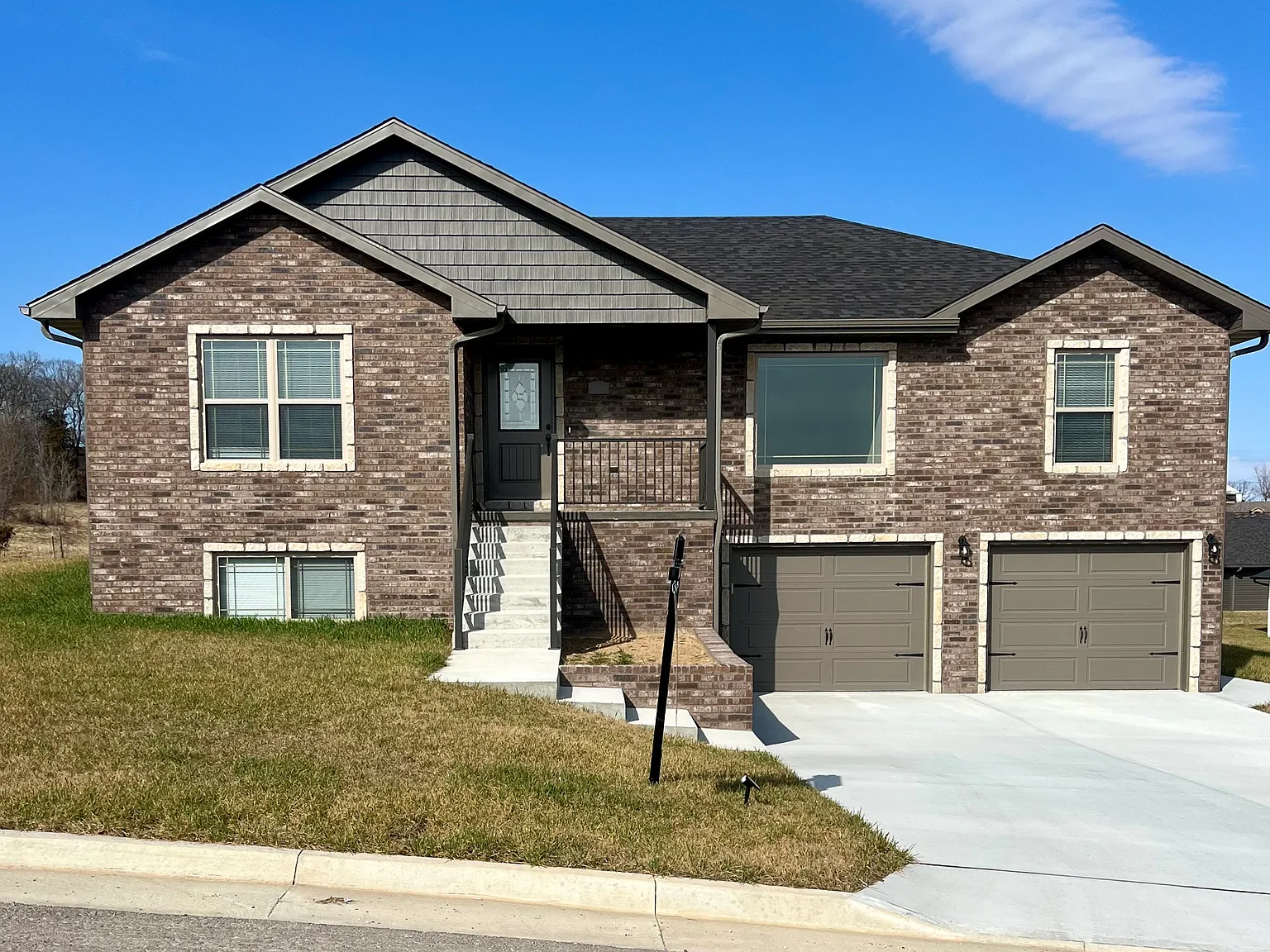 Summerfield Dr, Jefferson City — Photo 1