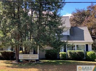 3 Monmouth Dr, Monmouth Junction, NJ 08852