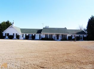 475 Parks Rd, Sharpsburg, GA 30277