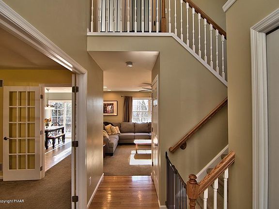 4th image of 2512 Highview Dr