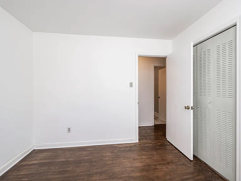 10912 London Dr — Photo 20