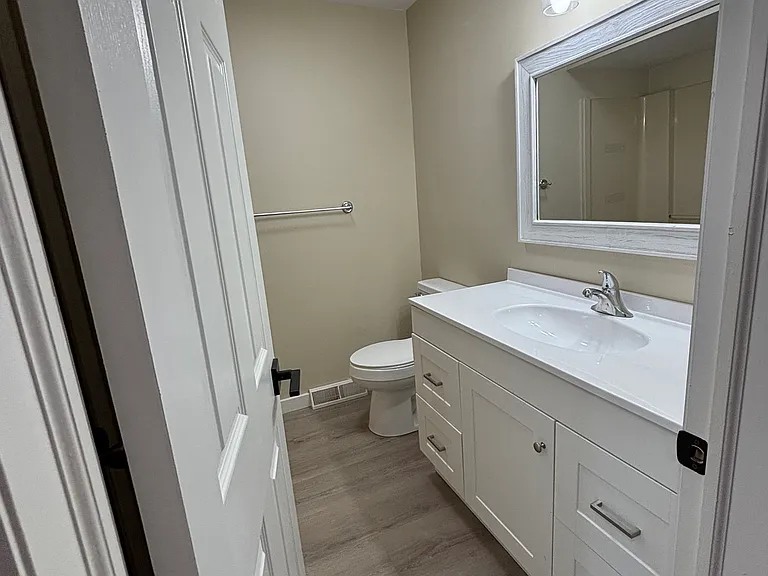 20 Lincoln Pl — Photo 12