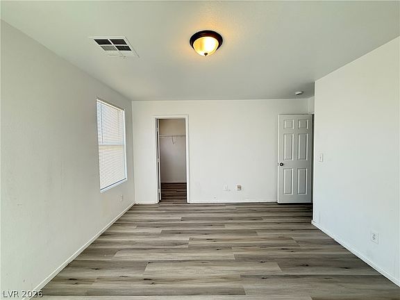 5th image of 3221 Aspinwall Ct