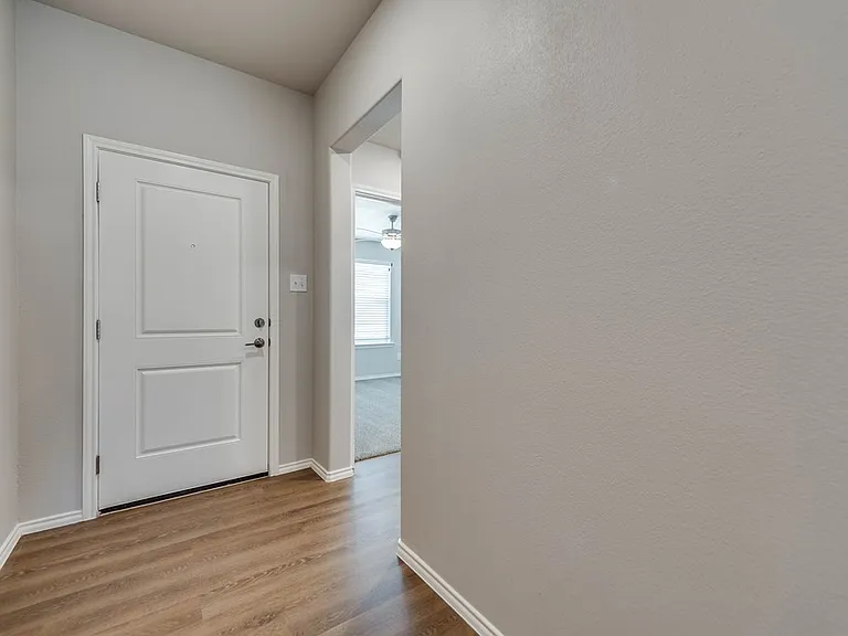 8213 E County Road 111 — Photo 2