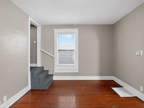 4th image of 521 N Alton Ave