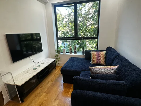 479 Lexington Avenue #3, photo 2