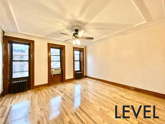 Rented by Level Group | media 11