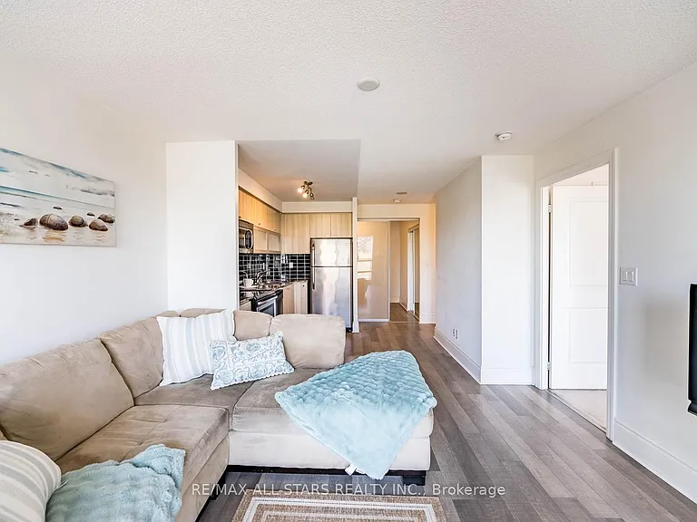 2015 Sheppard Ave E #407 — Photo 10