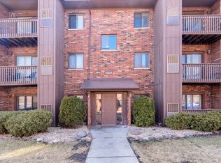 15801 Peggy Ln APT 11, Oak Forest, IL 60452