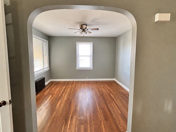 4th image of 26 Cumley St