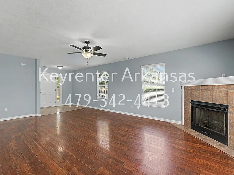3705 SW Hansom Loop — Photo 5