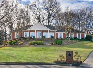 1085 Saddle Lake Ct, Roswell, GA 30076