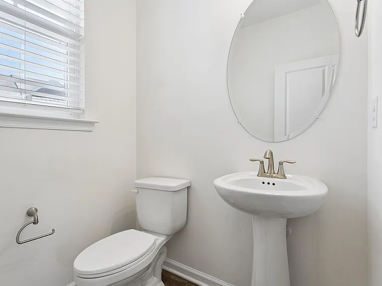 1550 Green Hill St — Photo 15