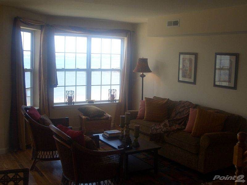 2nd image of 18 Patricia Ln