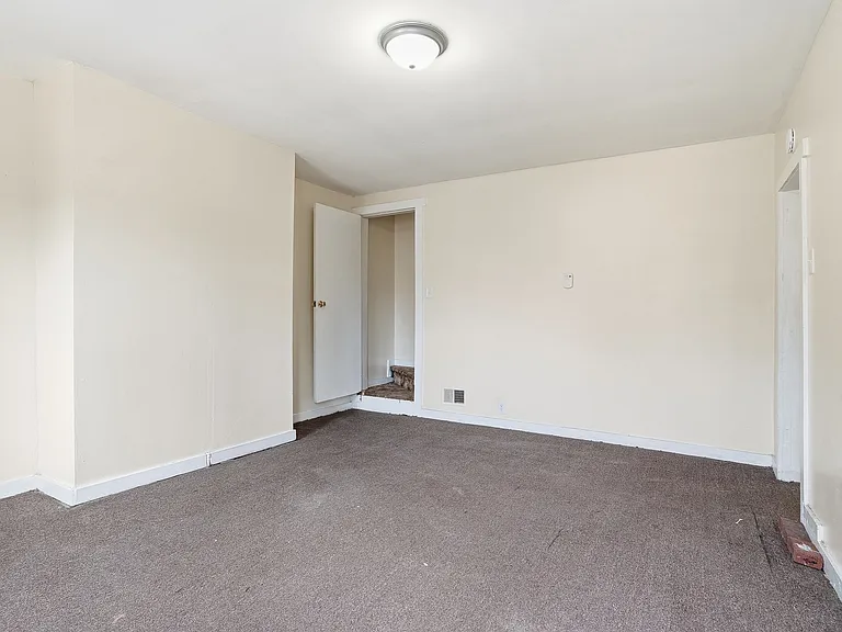 144 Ridge Ave #2 — Photo 7