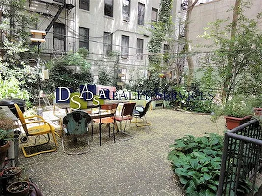 Rented by DSA Realty | media 55