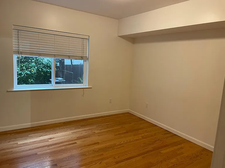 1494 Jackson St — Photo 2