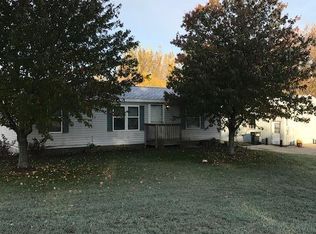 16121 Peach Ridge Ave NW, Kent City, MI 49330