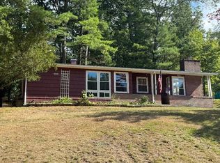 2 Larch Rd, Georgetown, MA 01833