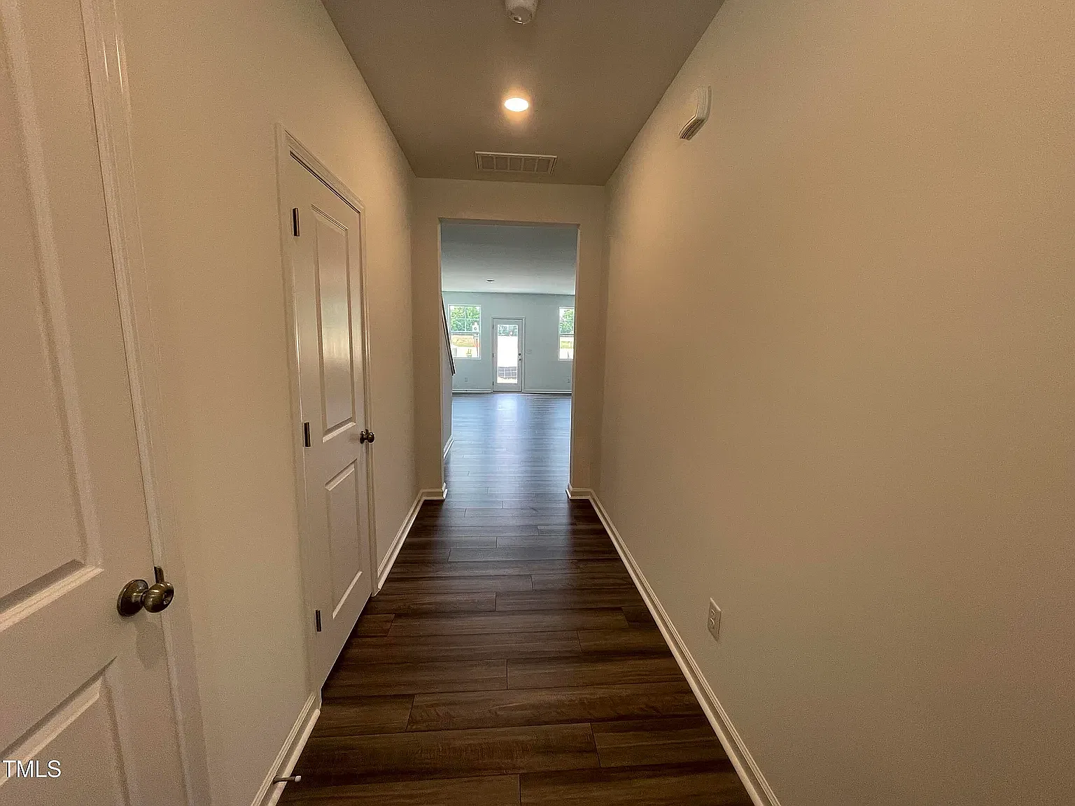 200 Lily Patch Ln — Photo 3