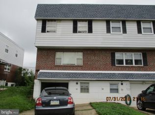 9942 Wingtip Rd, Philadelphia, PA 19115